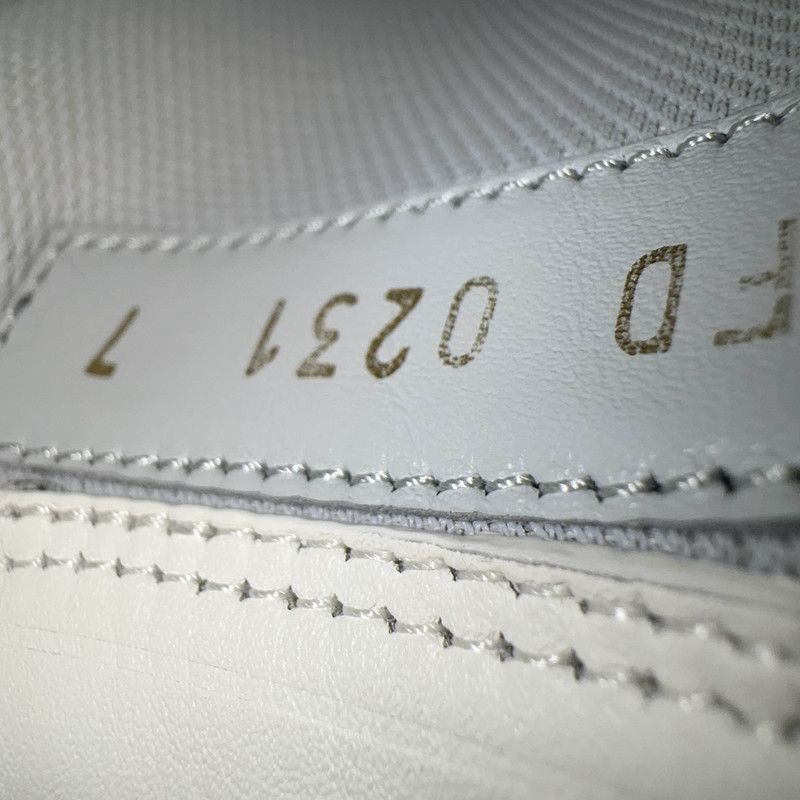 Louis Vuitton Louis Vuitton Trainer White Low-Top Sneakers 0079 Size US 10 / IT 40 - 5 Thumbnail