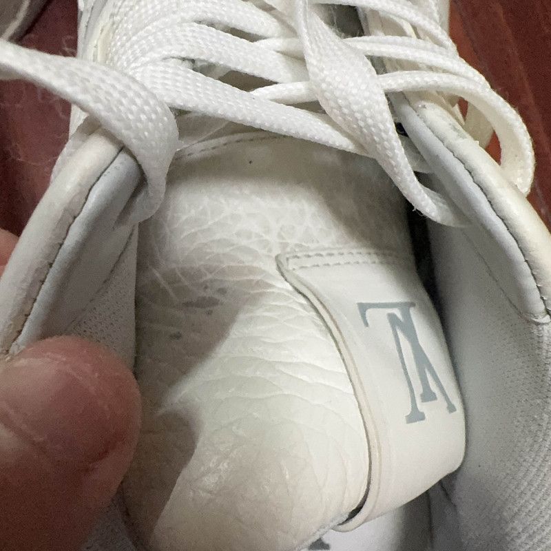 Louis Vuitton Louis Vuitton Trainer White Low-Top Sneakers 0079 Size US 10 / IT 40 - 7 Thumbnail