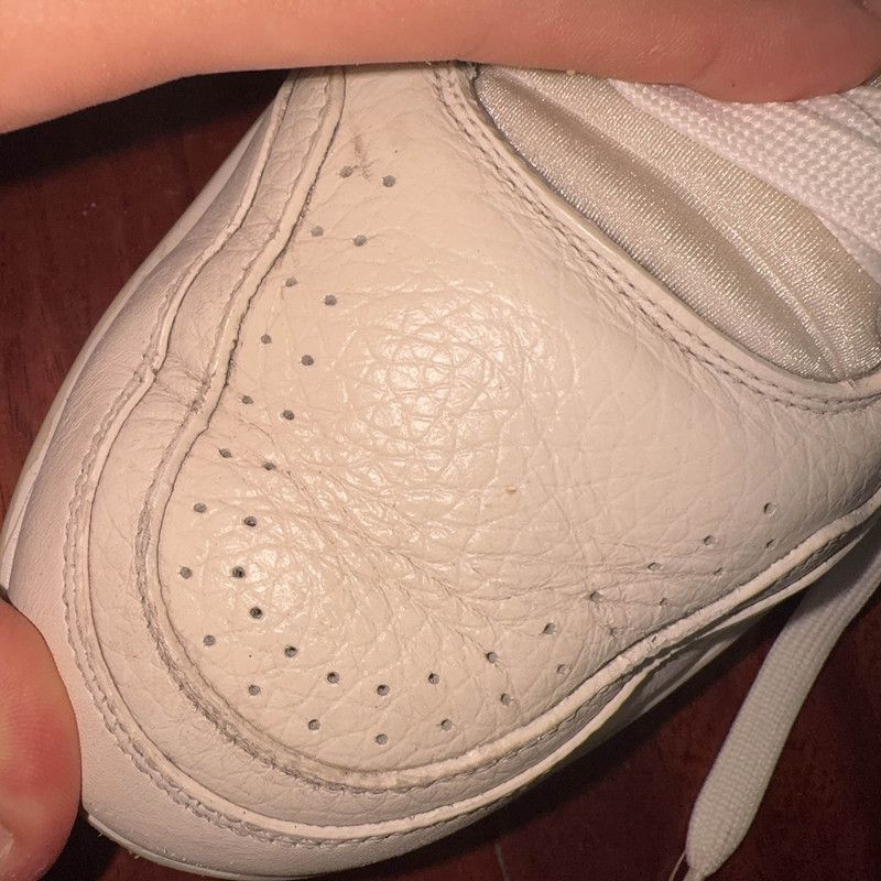 Louis Vuitton Louis Vuitton Trainer White Low-Top Sneakers 0079 Size US 10 / IT 40 - 9 Thumbnail