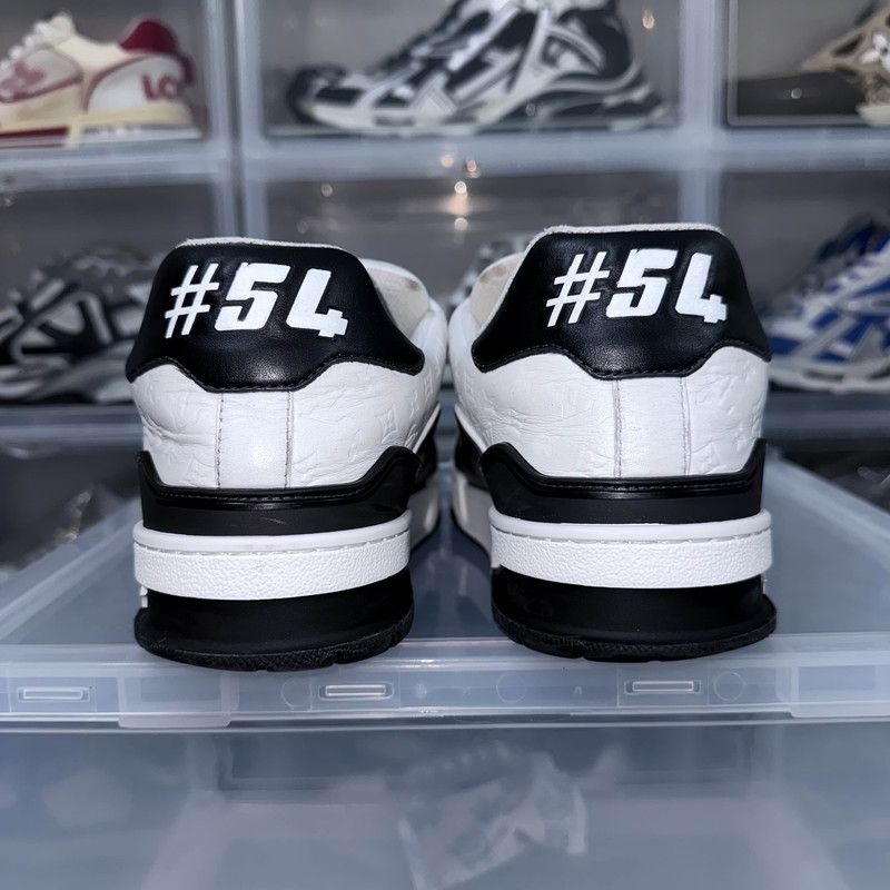 Louis Vuitton Louis Vuitton Trainer Low Top Sneakers in Black and White 0079 Size US 10 / IT 40 - 3 Thumbnail
