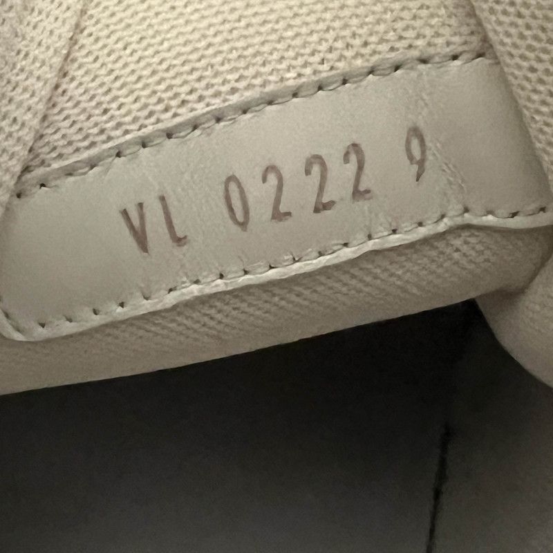 Louis Vuitton Louis Vuitton Trainer Low-Top Sneakers in Sky Blue 0079 Size US 10 / EU 43 - 5 Thumbnail
