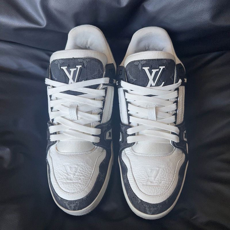 Louis Vuitton Louis Vuitton Trainer Panda Low-Top Sneakers 0079 Size US 10.5 / EU 43-44 - 2 Thumbnail