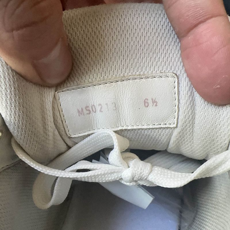 Louis Vuitton Louis Vuitton Trainer Panda Low-Top Sneakers 0079 Size US 10.5 / EU 43-44 - 5 Thumbnail