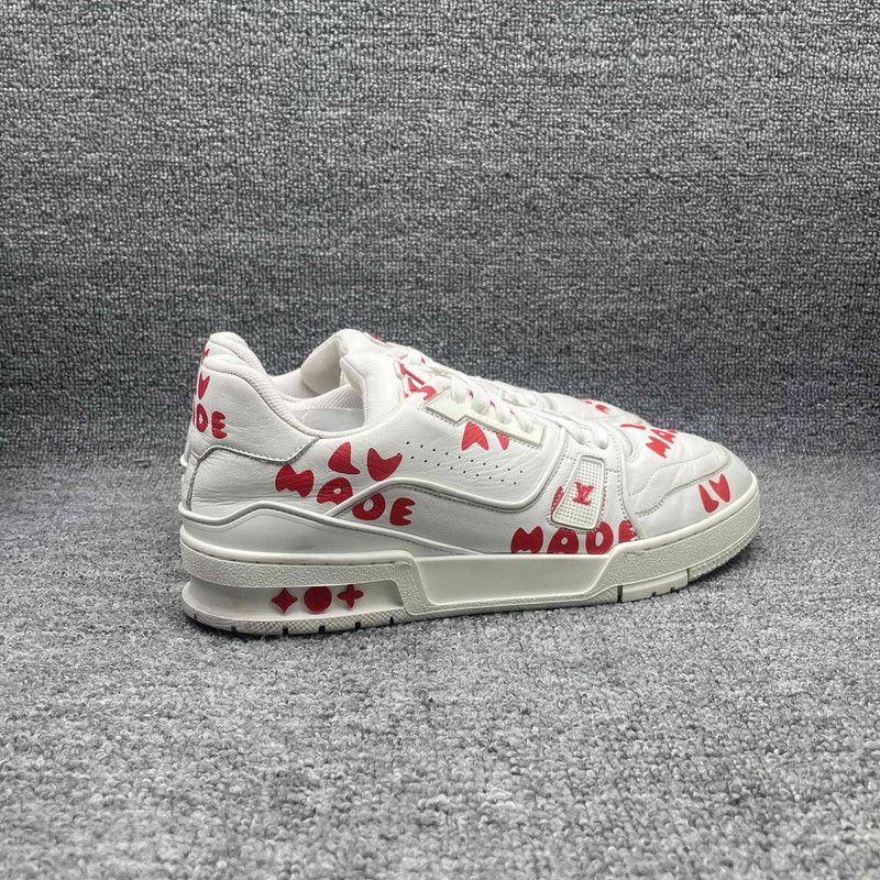 Louis Vuitton Nigo x Louis Vuitton White and Red Trainers 0079 Size US 9 / IT 39 - 11 Thumbnail