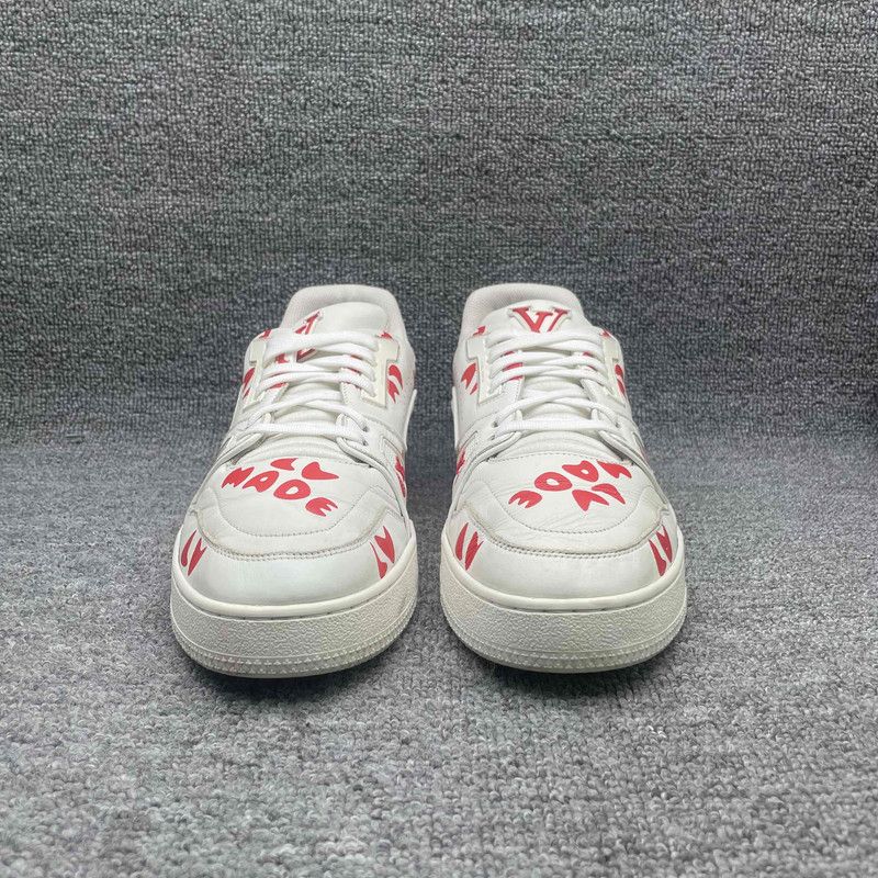 Louis Vuitton Nigo x Louis Vuitton White and Red Trainers 0079 Size US 9 / IT 39 - 2 Thumbnail