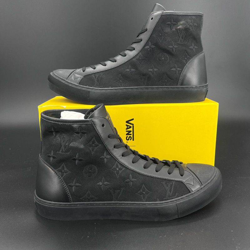 Louis Vuitton Louis Vuitton Black Monogram High-Top Sneakers 0079 Size US 10 / EU 43 - 8 Thumbnail