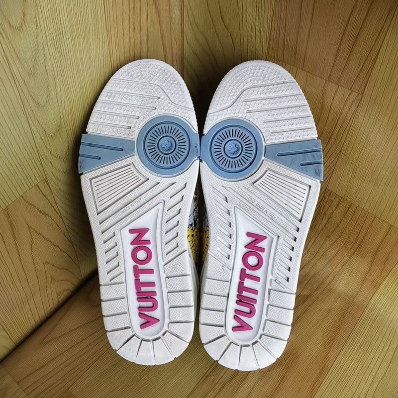 Louis Vuitton Louis Vuitton Trainer Colorful Fashion Sneakers 0079 Size US 7 / IT 37 - 4 Thumbnail
