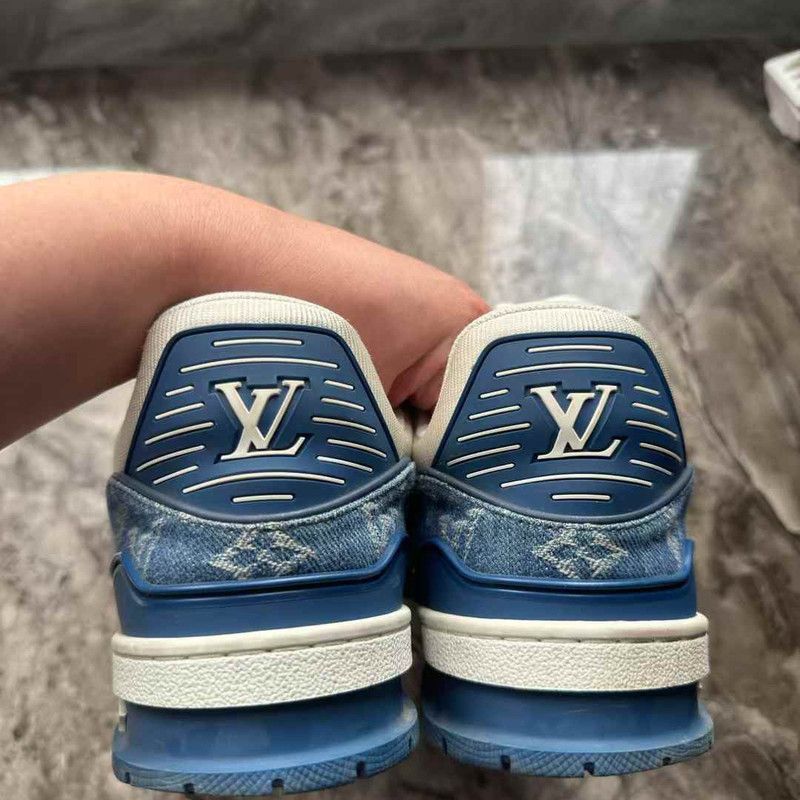 Louis Vuitton Louis Vuitton Blue and White Casual Sneakers 0079 Size US 10 / IT 40 - 3 Thumbnail