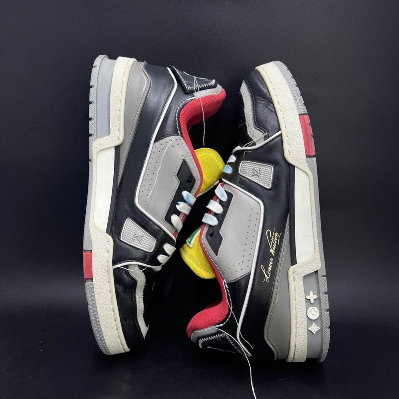 Louis Vuitton Louis Vuitton Trainer Stylish Low-Top Sneakers 0079 Size US 8 / IT 38 - 8 Thumbnail