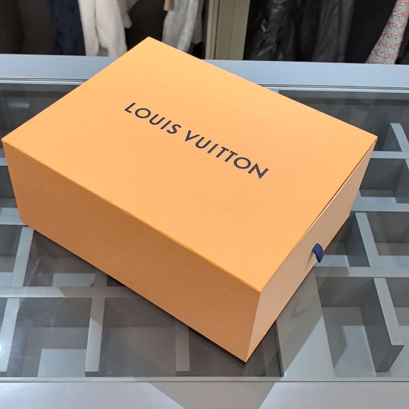 Louis Vuitton Louis Vuitton Rivoli Black and White Sneakers 0079 Size US 10 / IT 40 - 6 Thumbnail