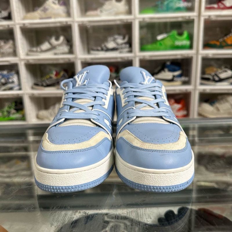 Louis Vuitton Louis Vuitton Blue Trainer Low-Top Sneakers 0079 Size US 8 / IT 38 - 2 Thumbnail