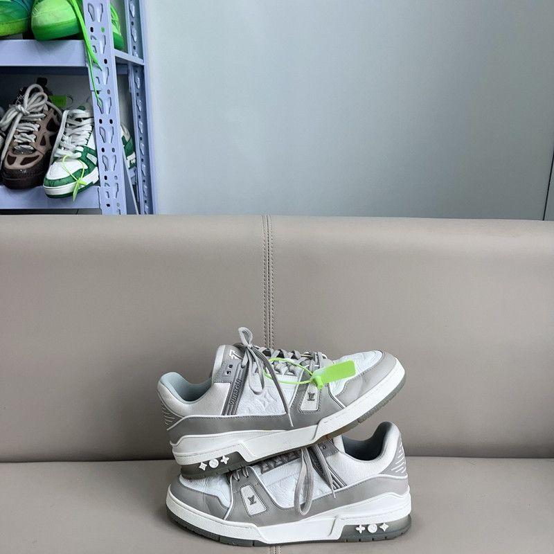 Louis Vuitton Louis Vuitton Classic Trainer Sneakers in Gray White 0079 Size US 10 / IT 40 - 6 Thumbnail
