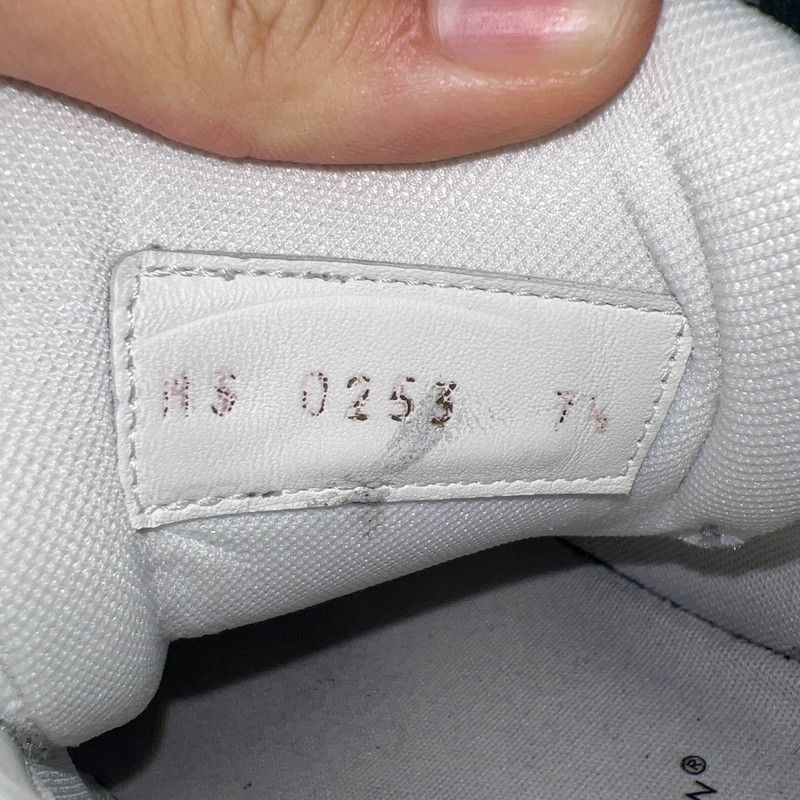 Louis Vuitton Louis Vuitton Trainer Panda Low-Top Sneakers 0079 Size US 10 / IT 40 - 5 Thumbnail