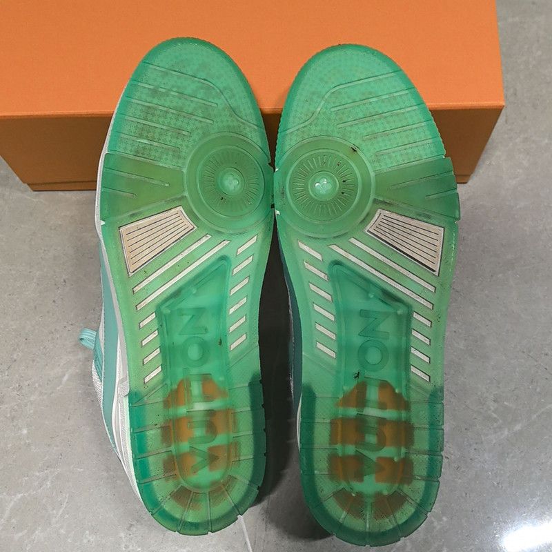 Louis Vuitton Louis Vuitton Trainer Low Top Sneakers in Tiffany Green 0079 Size US 10 / IT 40 - 4 Thumbnail