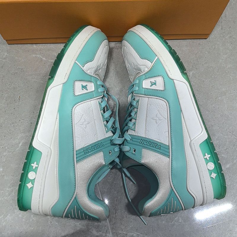 Louis Vuitton Louis Vuitton Trainer Low Top Sneakers in Tiffany Green 0079 Size US 10 / IT 40 - 11 Thumbnail