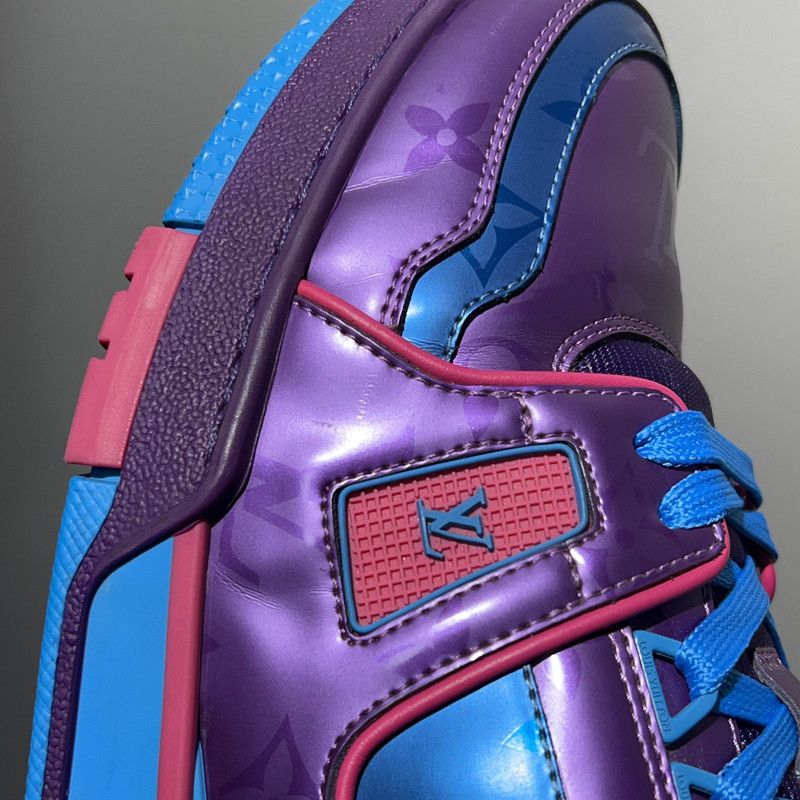 Louis Vuitton Louis Vuitton Trainer Fashion Sneakers in Blue Purple 0079 Size US 9 / IT 39 - 13 Thumbnail