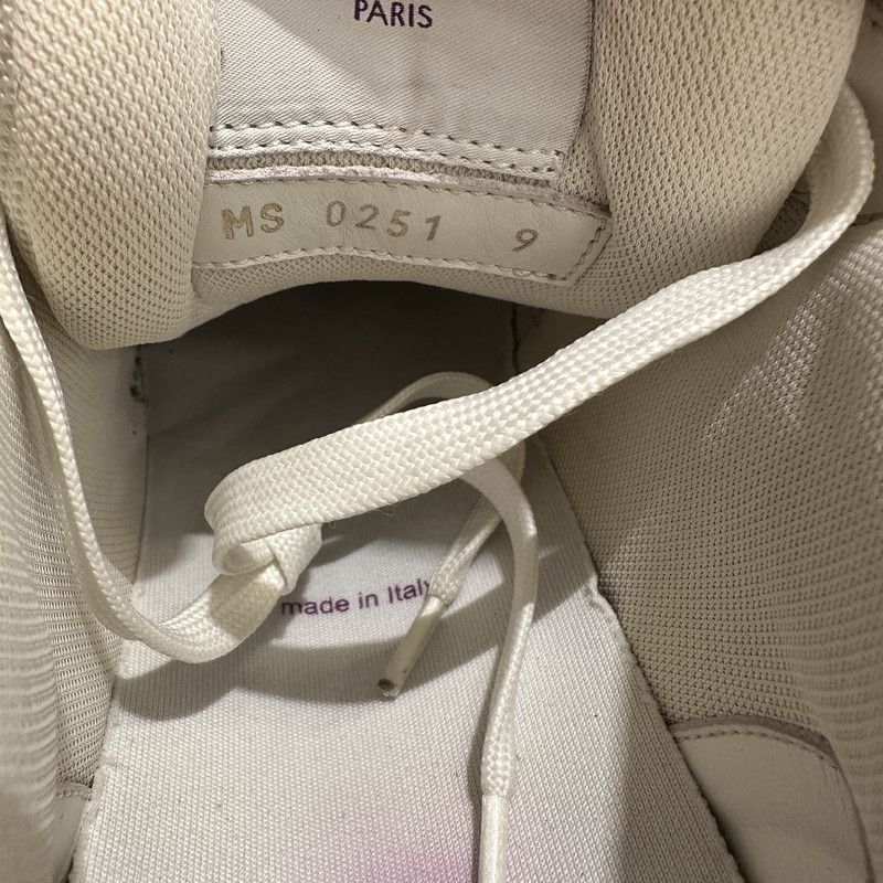 Louis Vuitton Louis Vuitton Trainer Casual Sneakers in White and Purple 0079 Size US 10 / EU 43 - 5 Thumbnail