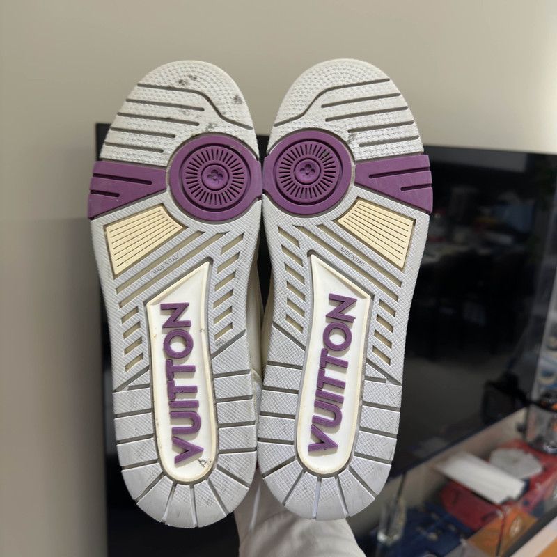 Louis Vuitton Louis Vuitton Trainer Casual Sneakers in White and Purple 0079 Size US 10 / EU 43 - 19 Thumbnail