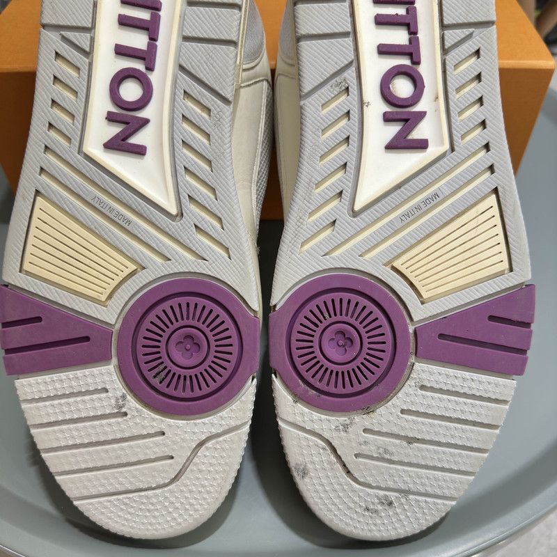 Louis Vuitton Louis Vuitton Trainer Casual Sneakers in White and Purple 0079 Size US 10 / EU 43 - 6 Thumbnail