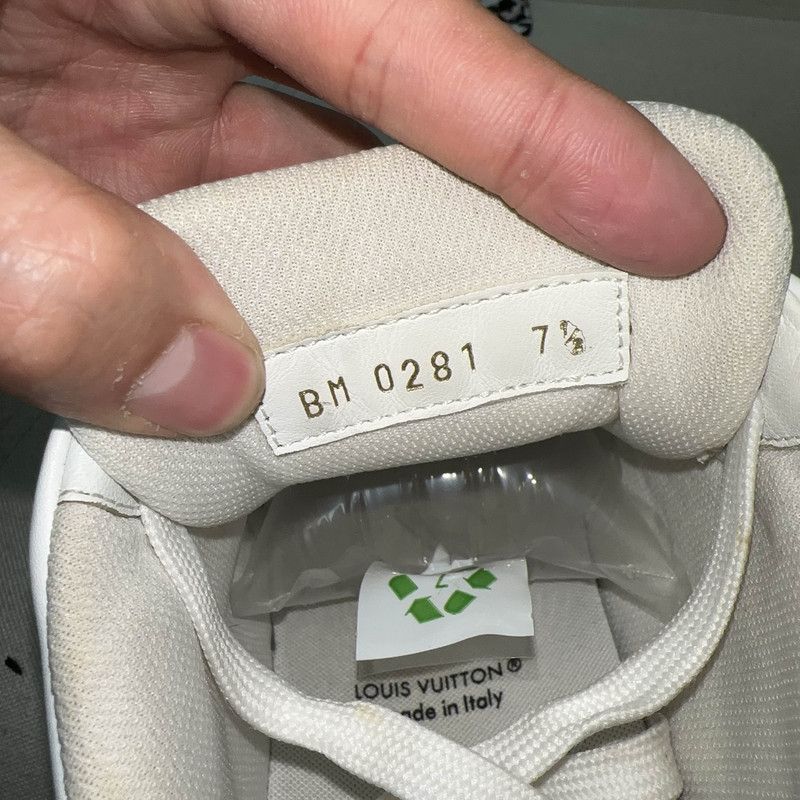 Louis Vuitton Nigo x Louis Vuitton White Trainer Sneakers 0079 Size US 9 / IT 39 - 5 Thumbnail