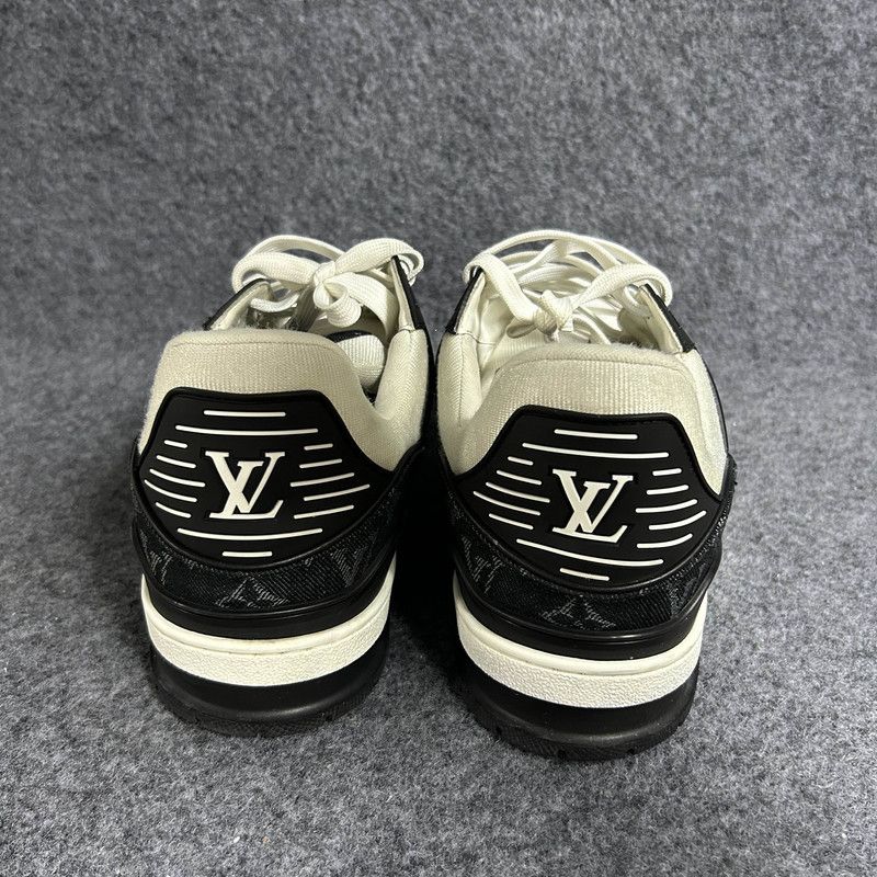 Louis Vuitton Louis Vuitton Panda Print Low-Top Sneakers 0079 Size US 12 / IT 42 - 3 Thumbnail
