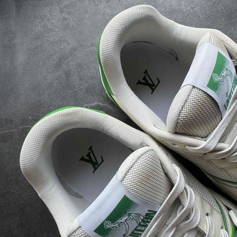 Louis Vuitton Louis Vuitton Green and White Trainers 0079 Size US 10 / IT 40 - 8 Thumbnail