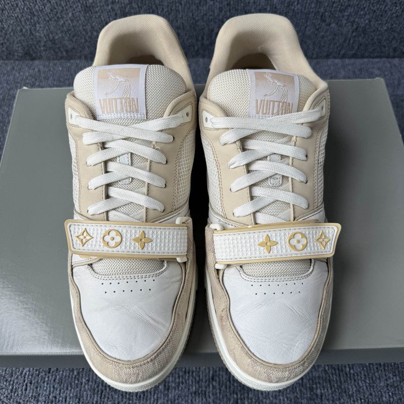 Louis Vuitton Louis Vuitton Low-Top Trainer in Khaki Leather 0079 Size US 10 / IT 40 - 2 Thumbnail