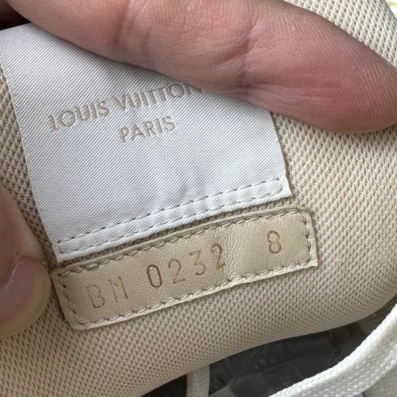 Louis Vuitton Louis Vuitton Low-Top Trainer in Khaki Leather 0079 Size US 10 / IT 40 - 5 Thumbnail