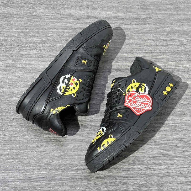 Louis Vuitton Nigo x Louis Vuitton Low-Top Sneakers 0079 Size US 10 / EU 43 - 7 Thumbnail