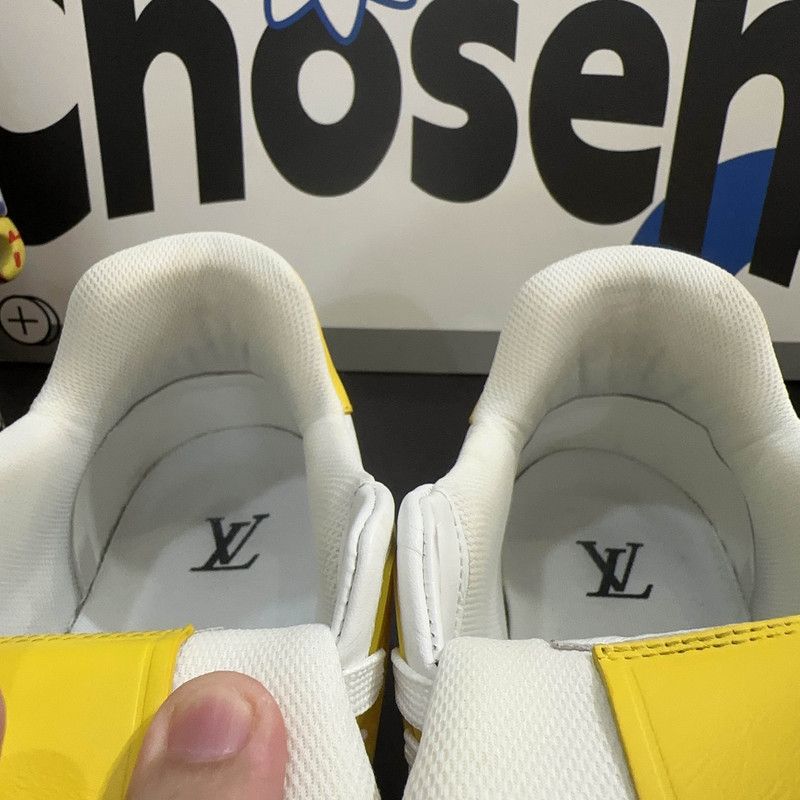 Louis Vuitton Louis Vuitton Trainer Low Top Sneakers in White Yellow 0079 Size US 10 / IT 40 - 9 Thumbnail