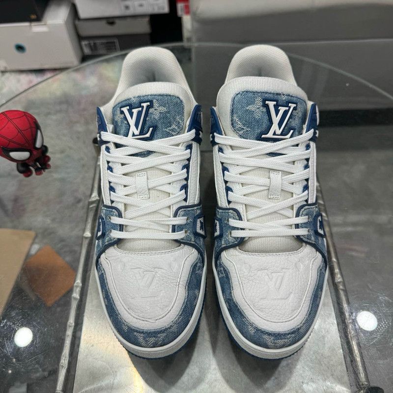 Louis Vuitton Louis Vuitton Denim Low-Top Fashion Sneakers 0079 Size US 9 / IT 39 - 2 Thumbnail