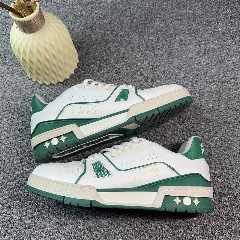 Louis Vuitton Louis Vuitton Trainer Casual Sneakers for Men 0079 Size US 9 / EU 42 - 9 Thumbnail