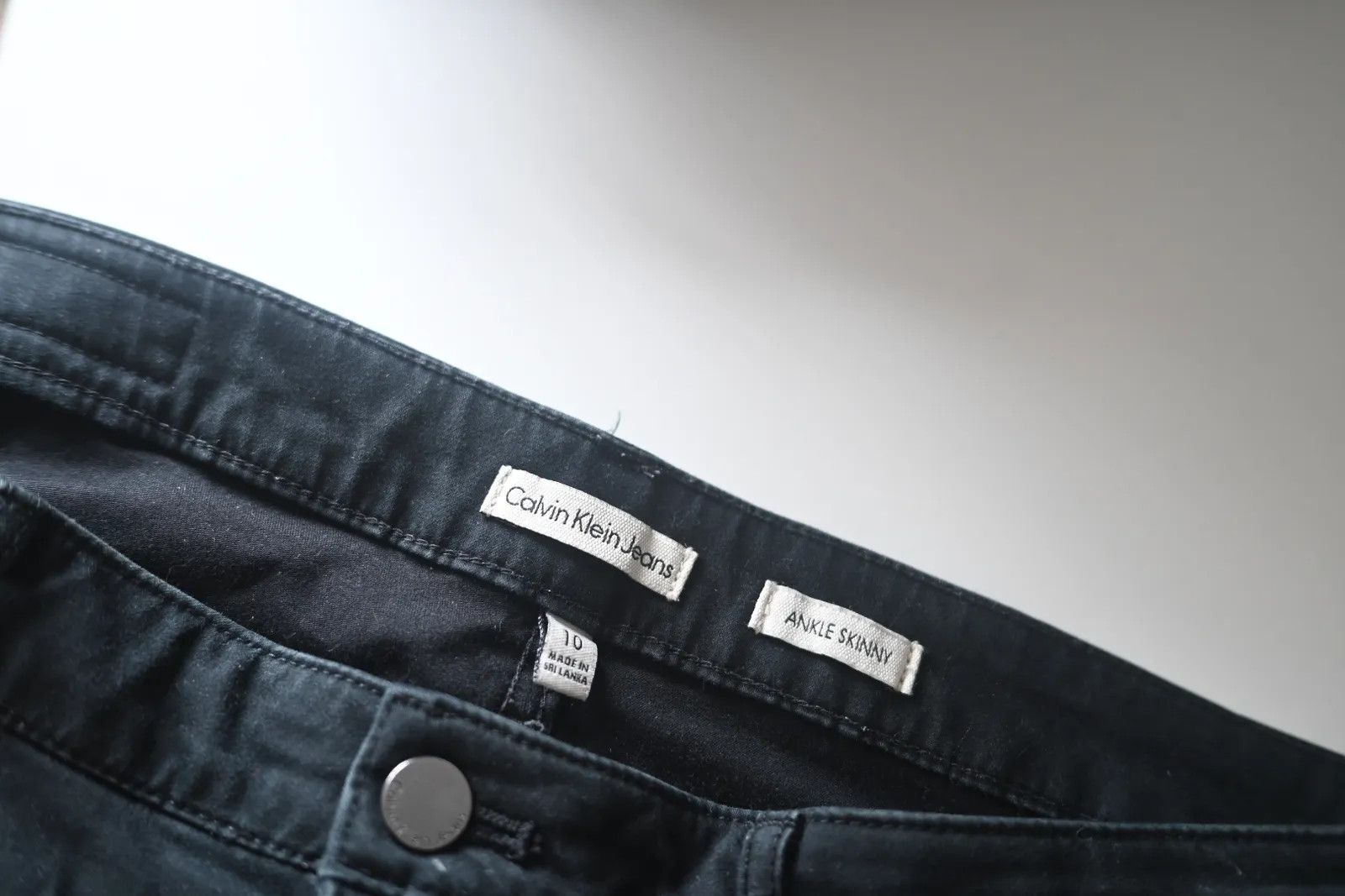 Calvin Klein Calvin Klein Jeans Pants Size 28" / US 6 / IT 42 - 2 Thumbnail