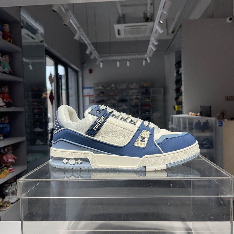 Louis Vuitton Louis Vuitton Blue and White Trainer Sneakers 0079 Size US 10 / IT 40 - 8 Thumbnail