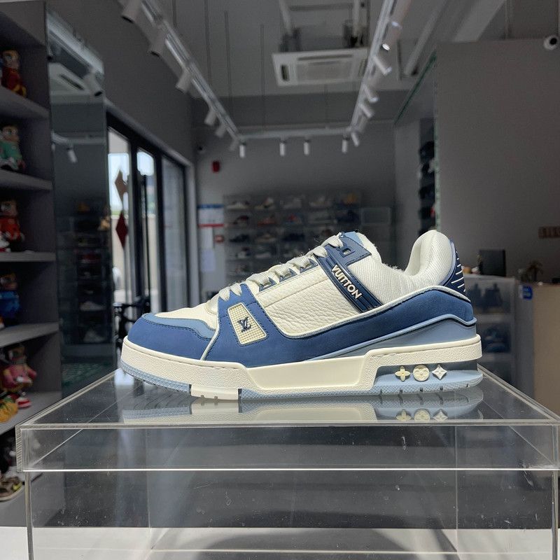 Louis Vuitton Louis Vuitton Blue and White Trainer Sneakers 0079 Size US 10 / IT 40 - 6 Thumbnail