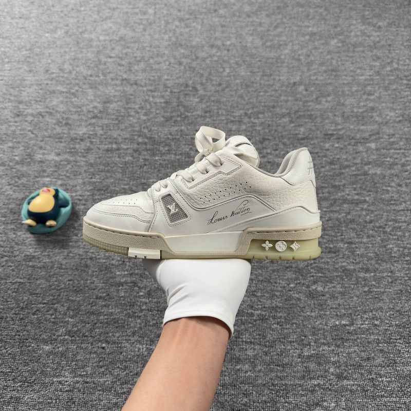 Louis Vuitton Louis Vuitton Trainer Low Top Fashion Sneakers 0079 Size US 6 / IT 36 - 8 Thumbnail