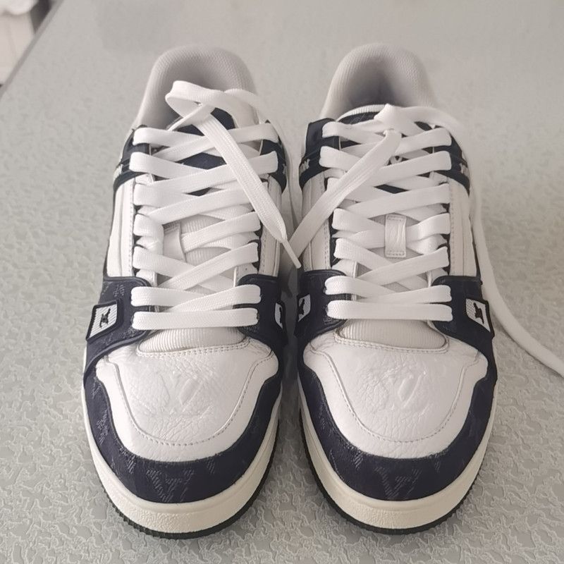 Louis Vuitton Louis Vuitton Trainer Panda Low-Top Sneakers 0079 Size US 9 / IT 39 - 2 Thumbnail