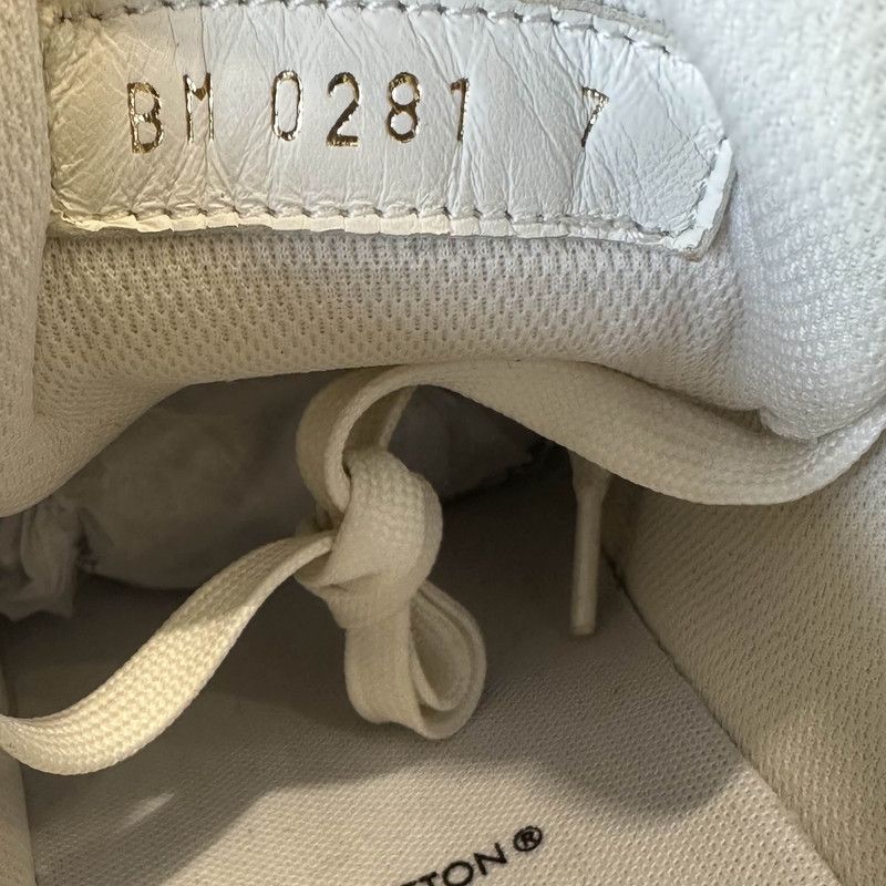 Louis Vuitton Nigo x LOUIS VUITTON Trainer Fashion Sneakers 0079 Size US 9 / IT 39 - 5 Thumbnail