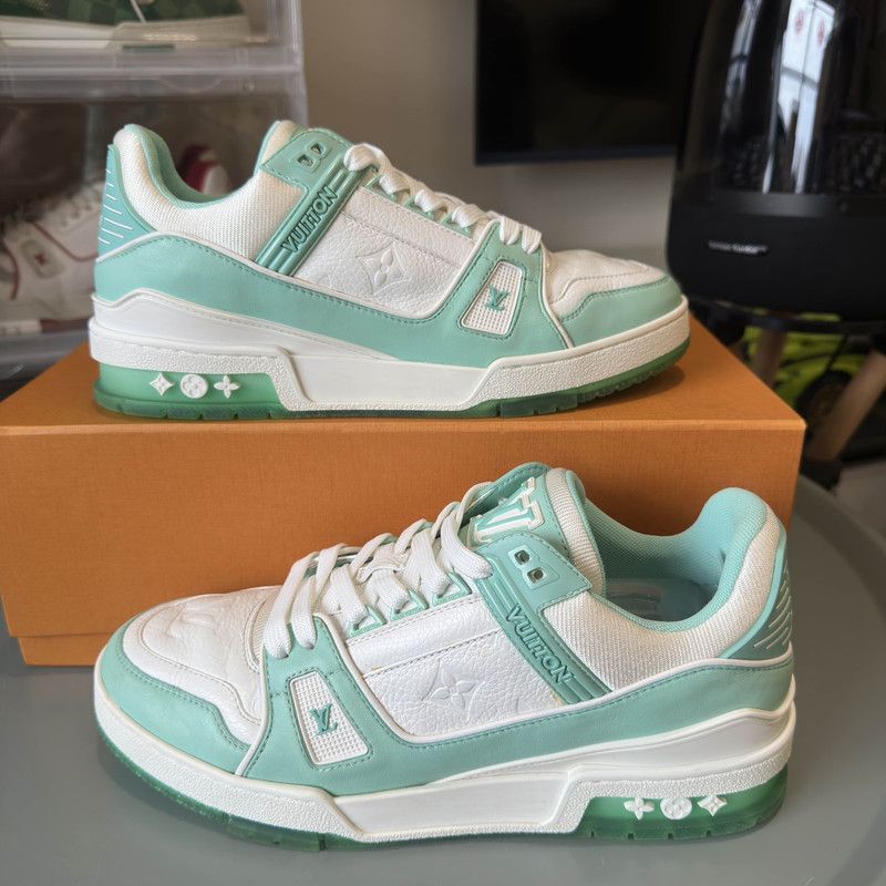 Louis Vuitton Louis Vuitton Trainer Low Top Sneakers in Tiffany Green 0079 Size US 9 / IT 39 - 6 Thumbnail