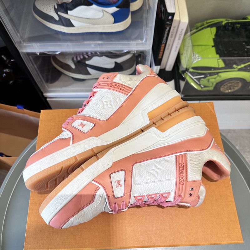 Louis Vuitton Louis Vuitton Trainer Low-Top Sneakers in Peach Pink 0079 Size US 10 / IT 40 - 10 Thumbnail