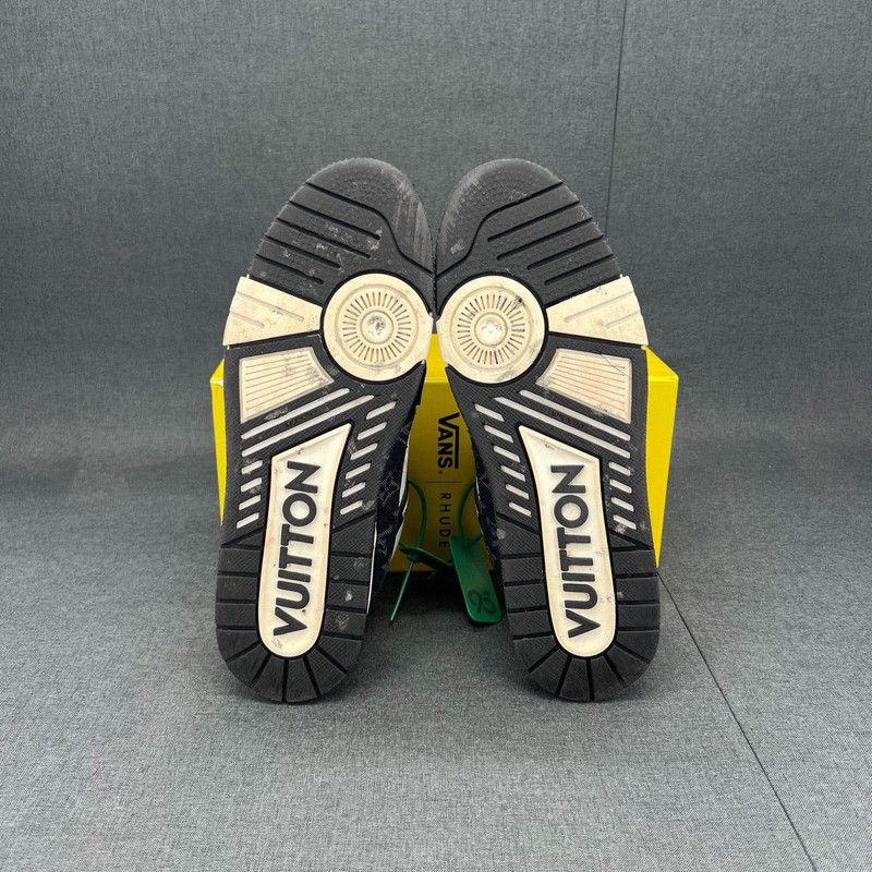 Louis Vuitton Louis Vuitton Low-Top Panda Trainers for All 0079 Size US 10 / IT 40 - 4 Thumbnail