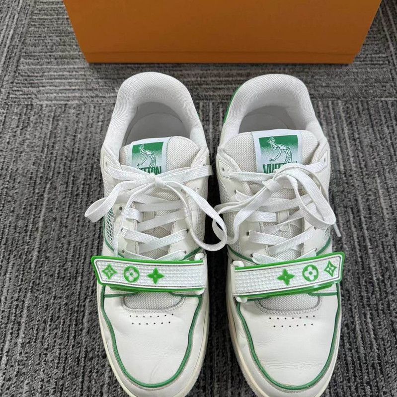 Louis Vuitton Louis Vuitton Classic Pattern Retro Stylish Sneakers 0079 Size US 10 / IT 40 - 2 Thumbnail
