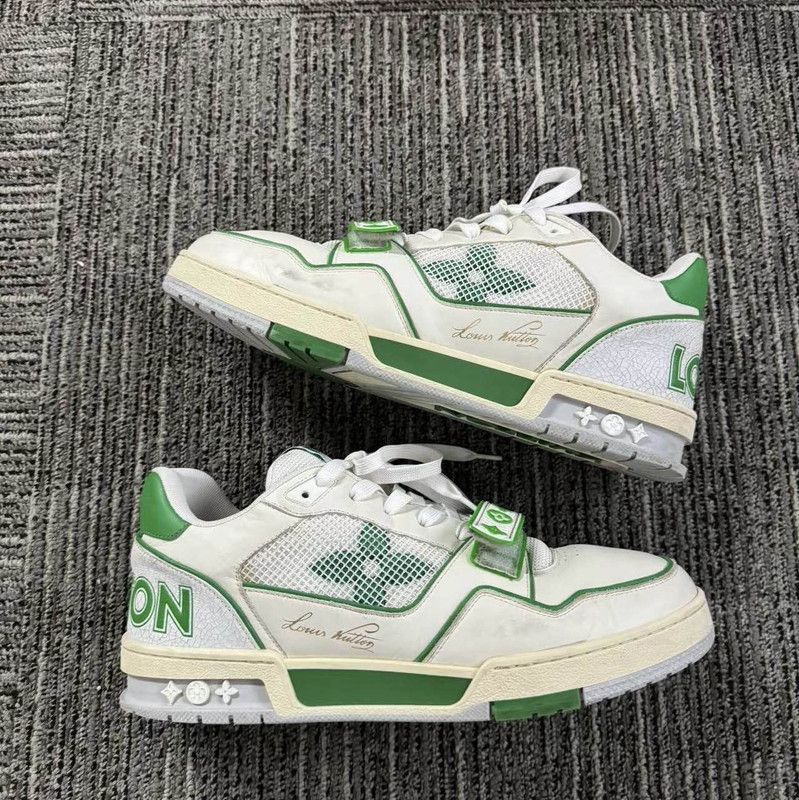 Louis Vuitton Louis Vuitton Classic Pattern Retro Stylish Sneakers 0079 Size US 10 / IT 40 - 9 Thumbnail