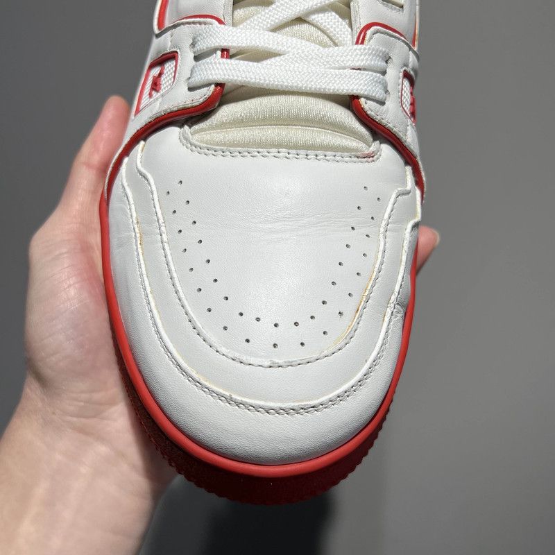 Louis Vuitton Louis Vuitton Trainer Fashion Sneakers in White and Red 0079 Size US 10 / IT 40 - 16 Thumbnail