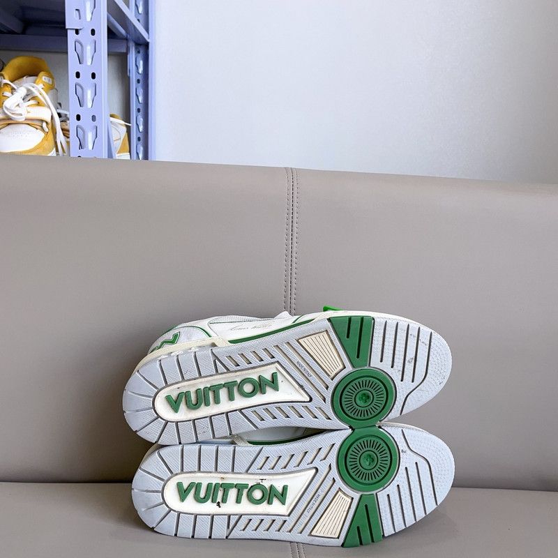 Louis Vuitton Louis Vuitton Classic Trainer White and Green Sneakers 0079 Size US 10 / IT 40 - 7 Thumbnail