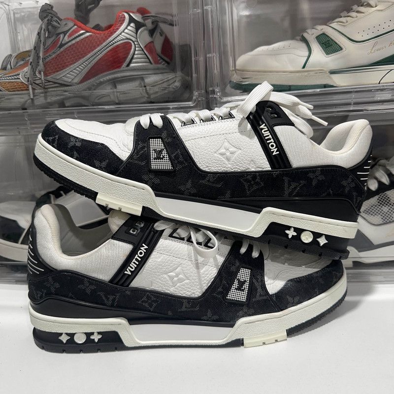 Louis Vuitton Louis Vuitton Trainer Low Top Panda Sneakers 0079 Size US 12 / IT 42 - 6 Thumbnail