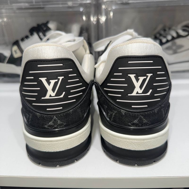 Louis Vuitton Louis Vuitton Trainer Low Top Panda Sneakers 0079 Size US 12 / IT 42 - 3 Thumbnail