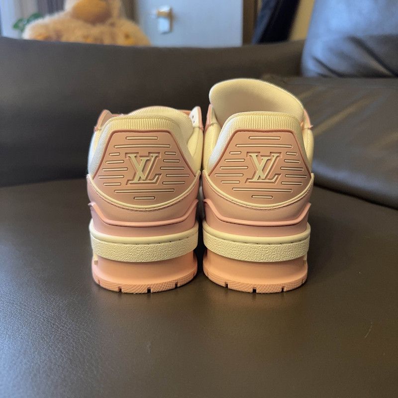 Louis Vuitton Louis Vuitton Trainer Pink Low-Top Sneakers 0079 Size US 5.5 / EU 38 - 3 Thumbnail