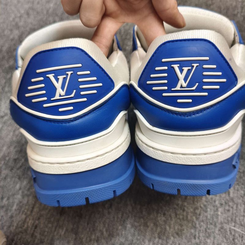 Louis Vuitton Louis Vuitton Trainer Maxi Low Top Sneakers for Men 0079 Size US 9 / EU 42 - 3 Thumbnail