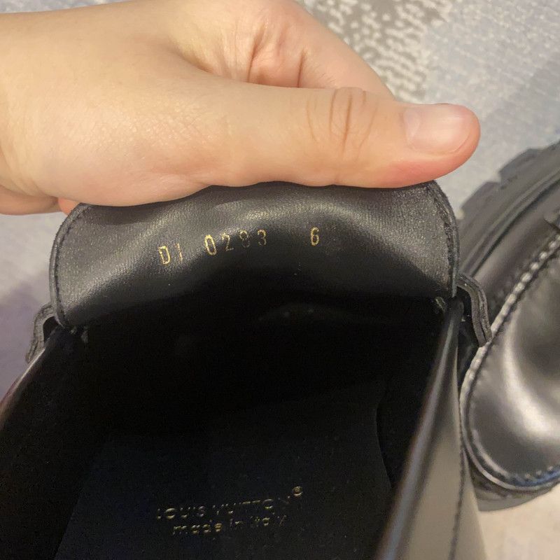 Louis Vuitton Louis Vuitton Black Leather Comfortable Loafers 0079 Size US 8.5 / EU 41-42 - 5 Thumbnail